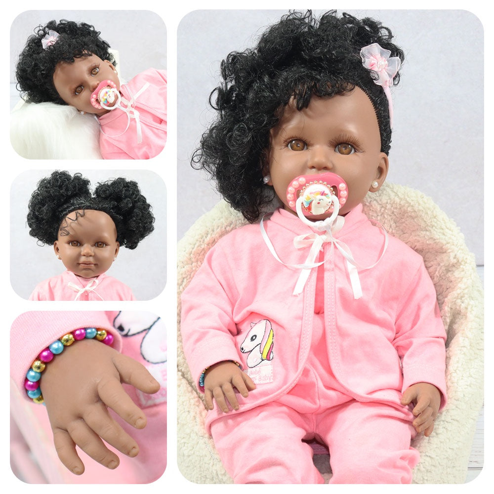 Boneca Bebê Reborn Realista Negra 20 Itens Bolsa Maternidade - USA Magazine